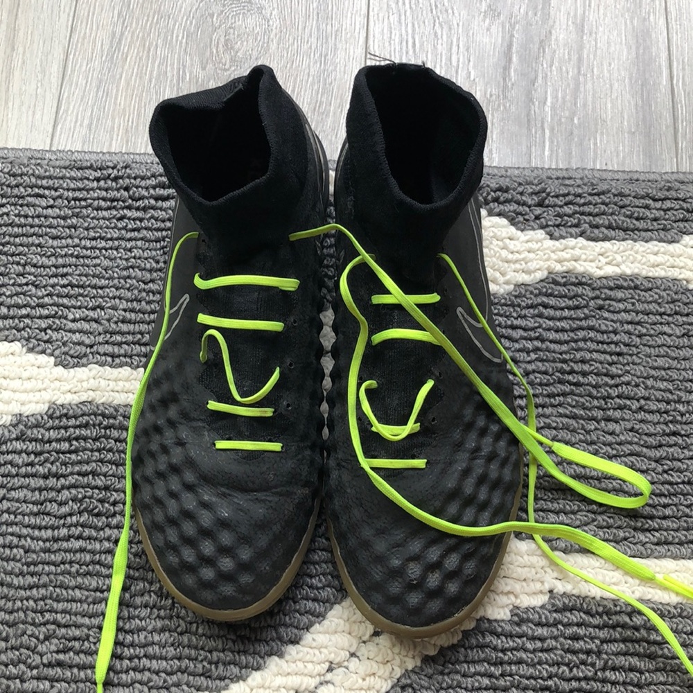 soccer shoes